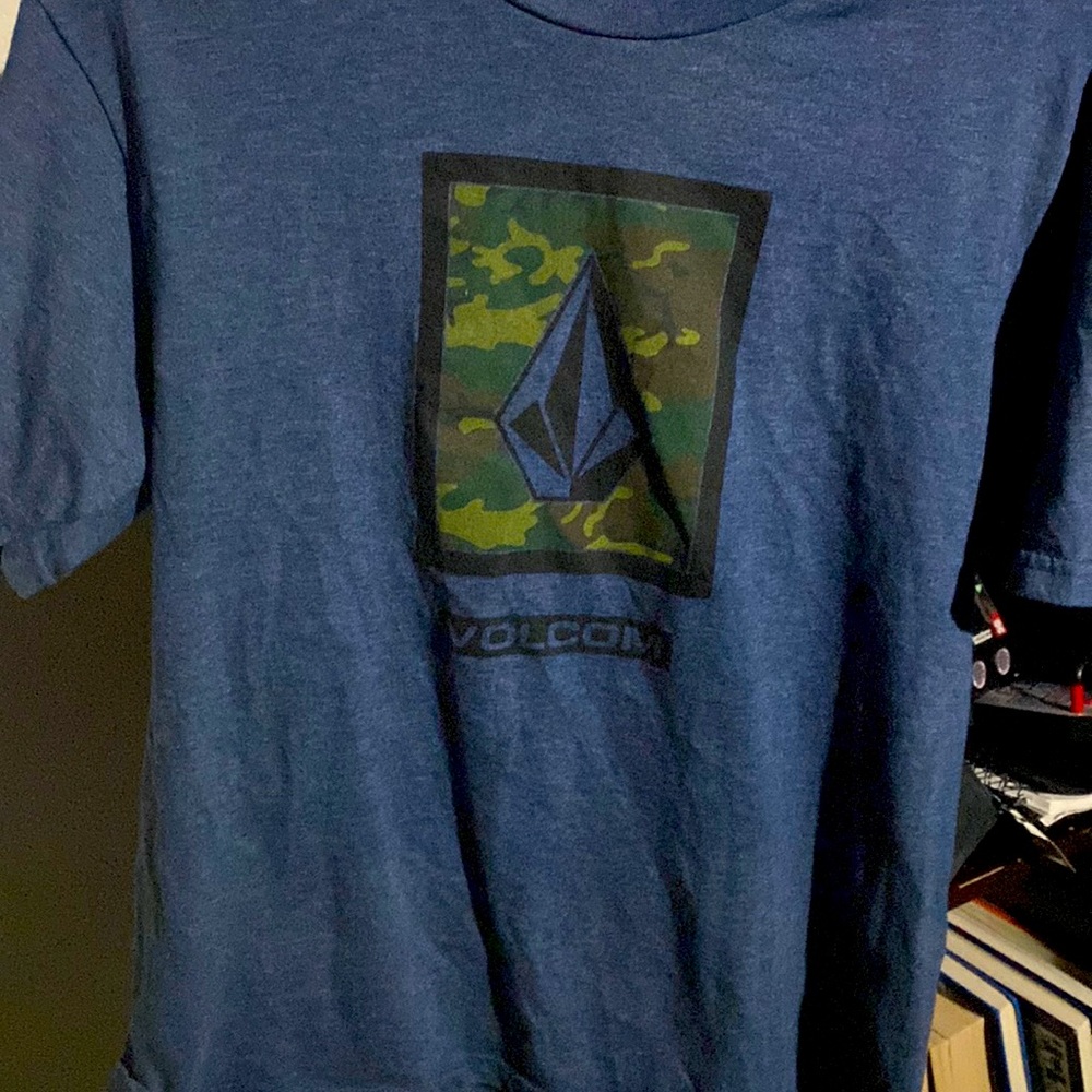 Volcom t shirt blue camo